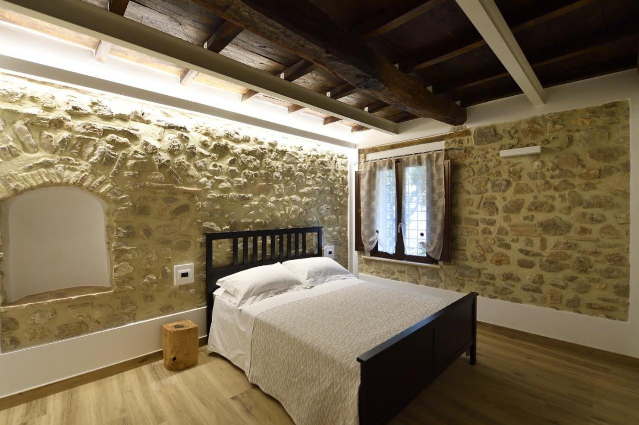 Le Benedettine Affittacamere Relais Fondi Exterior foto