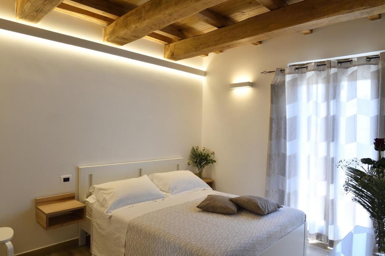 Le Benedettine Affittacamere Relais Fondi Exterior foto